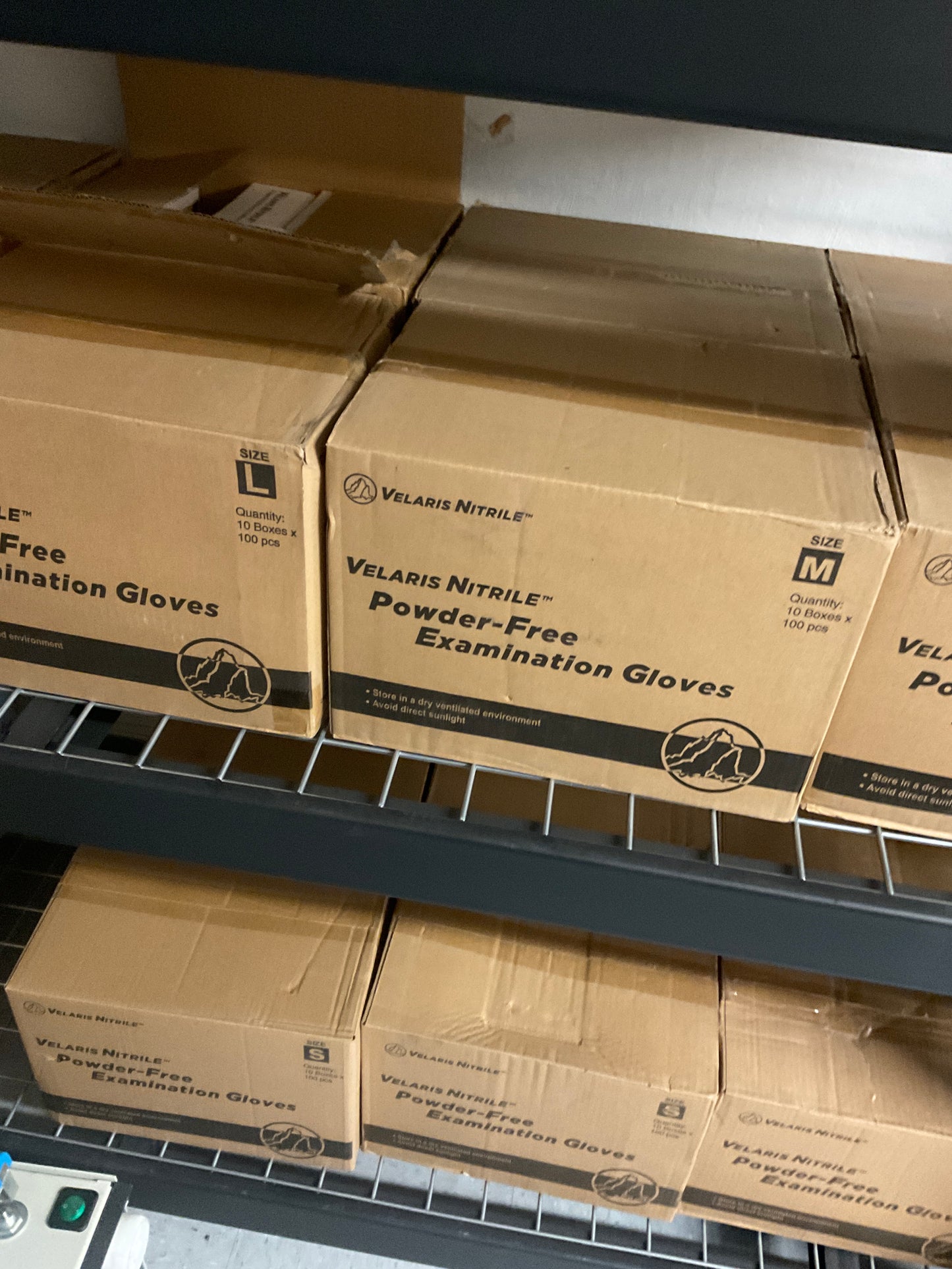 Velaris Nitrile Gloves